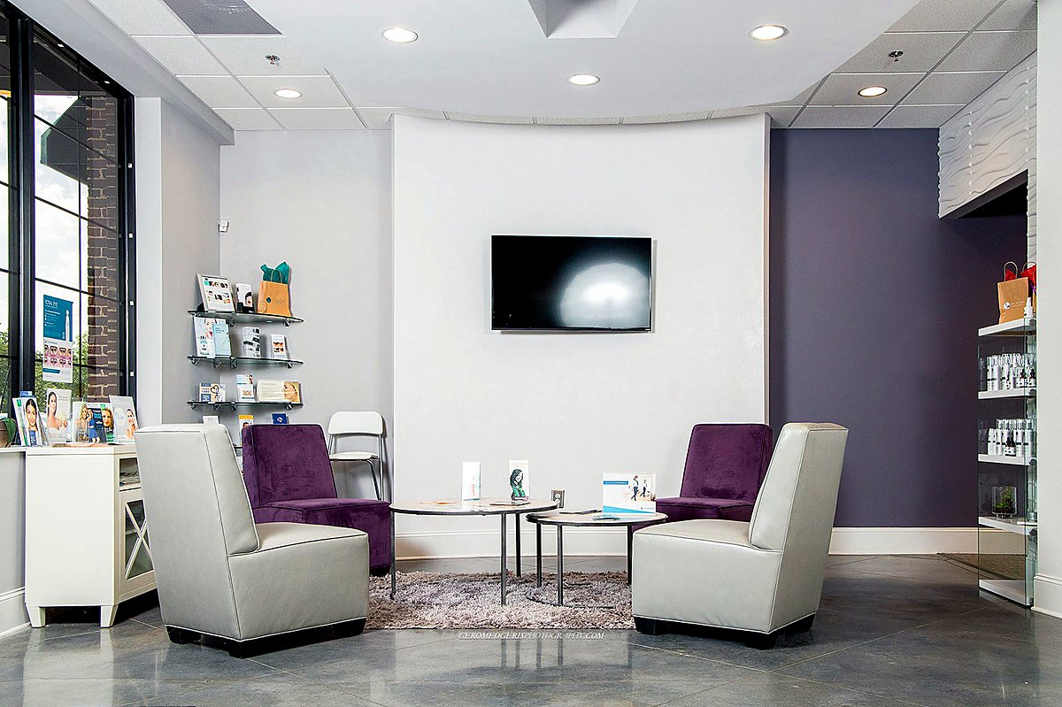 Consultation lounge